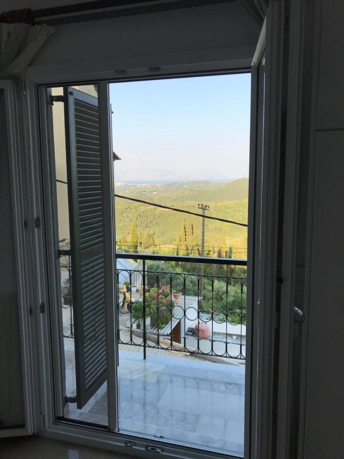Schoenes Familienappartement In Pelekas, Corfu Mit Meerblick Exterior foto